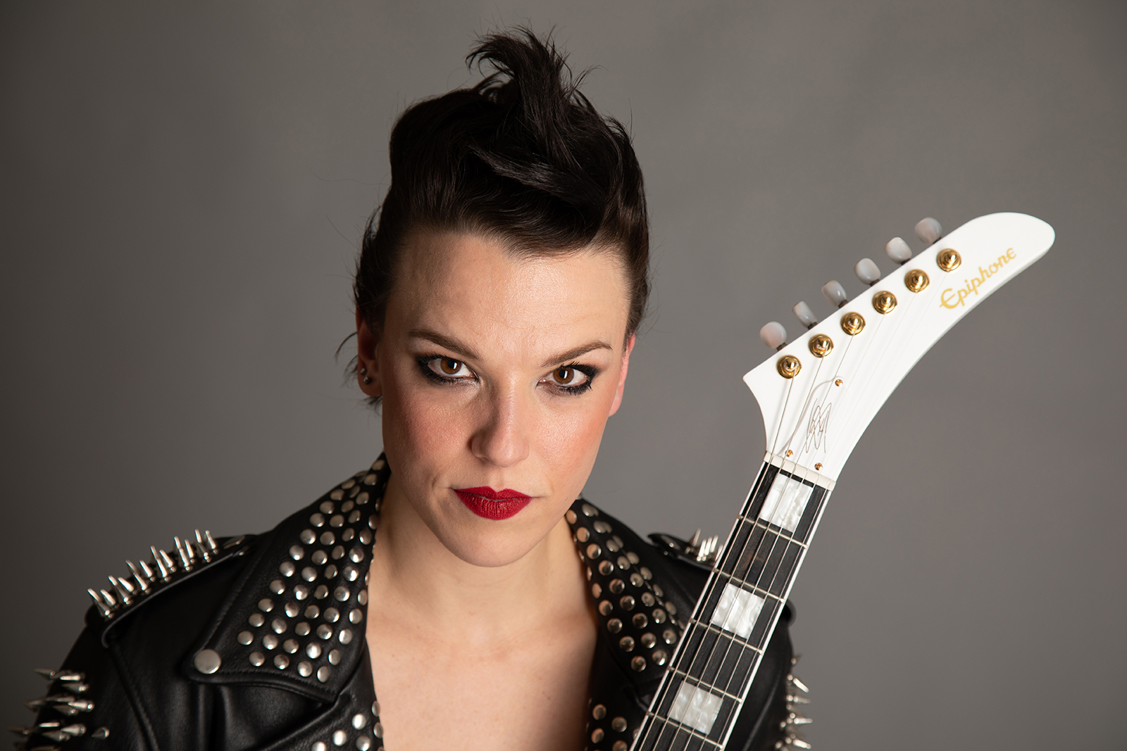 Lzzy hale. Lizzy Hale. Лиззи Хейл Halestorm. Elizabeth "Lzzy" Hale. Lzzy Hale Halestorm.