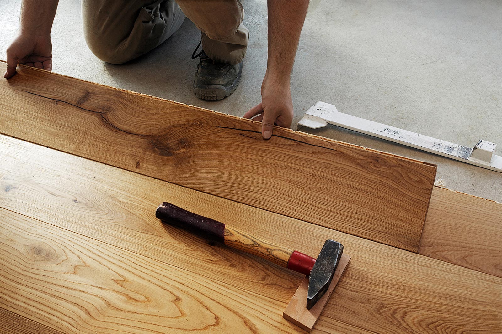 Top 6 Ways on How to Prevent & Repair Water Damage to Laminate Flooring