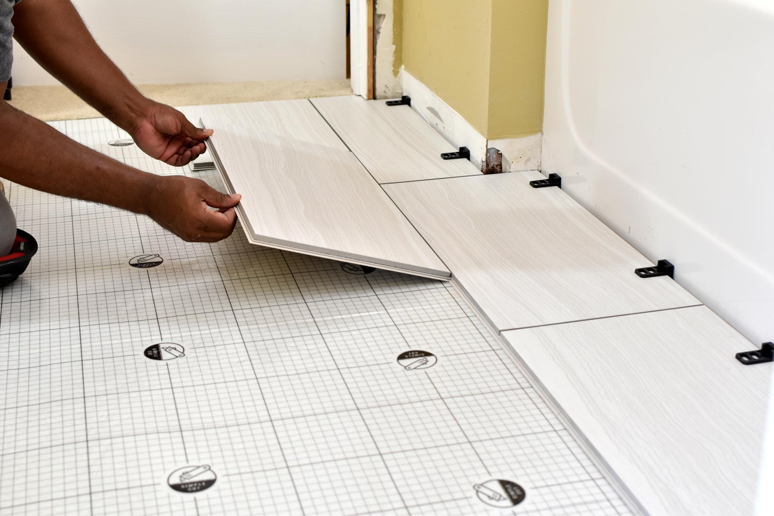 DIY Bathroom Tiles - How to Screw It Up in Spectacular Fashion