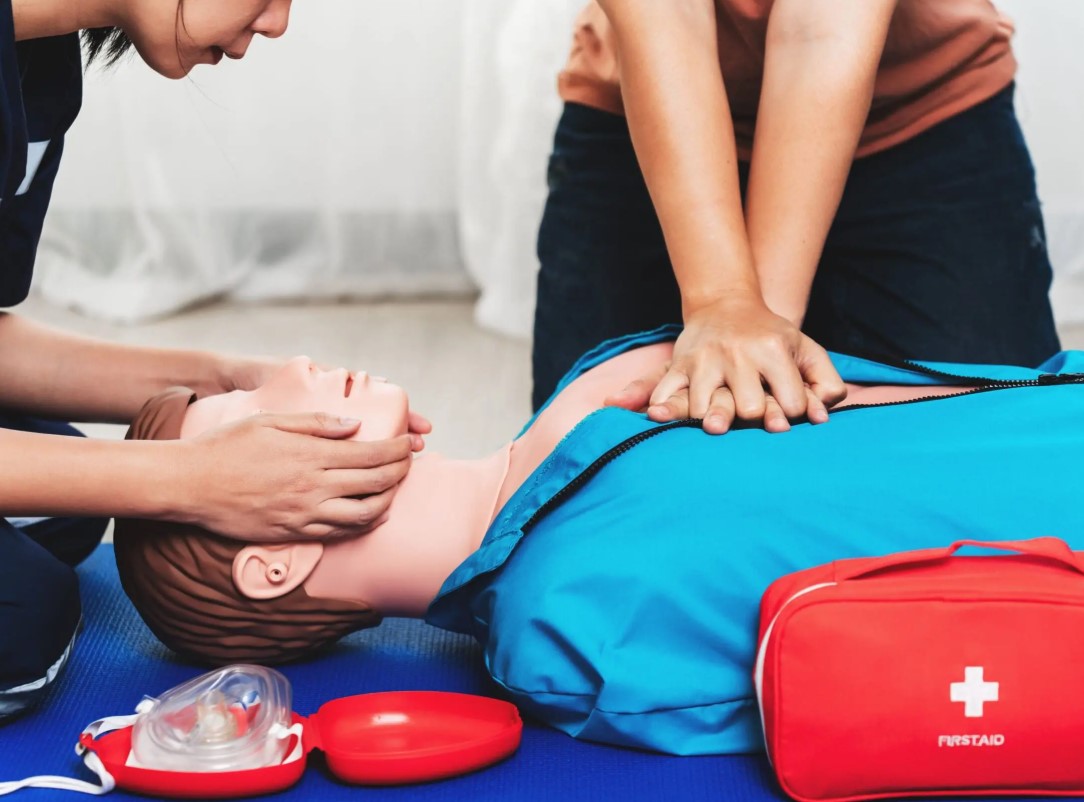 Best First Aid Training Is Essential for Safety and Confidence